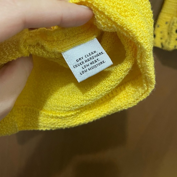 St. John Collection Top with black beads - Picture 8 of 8